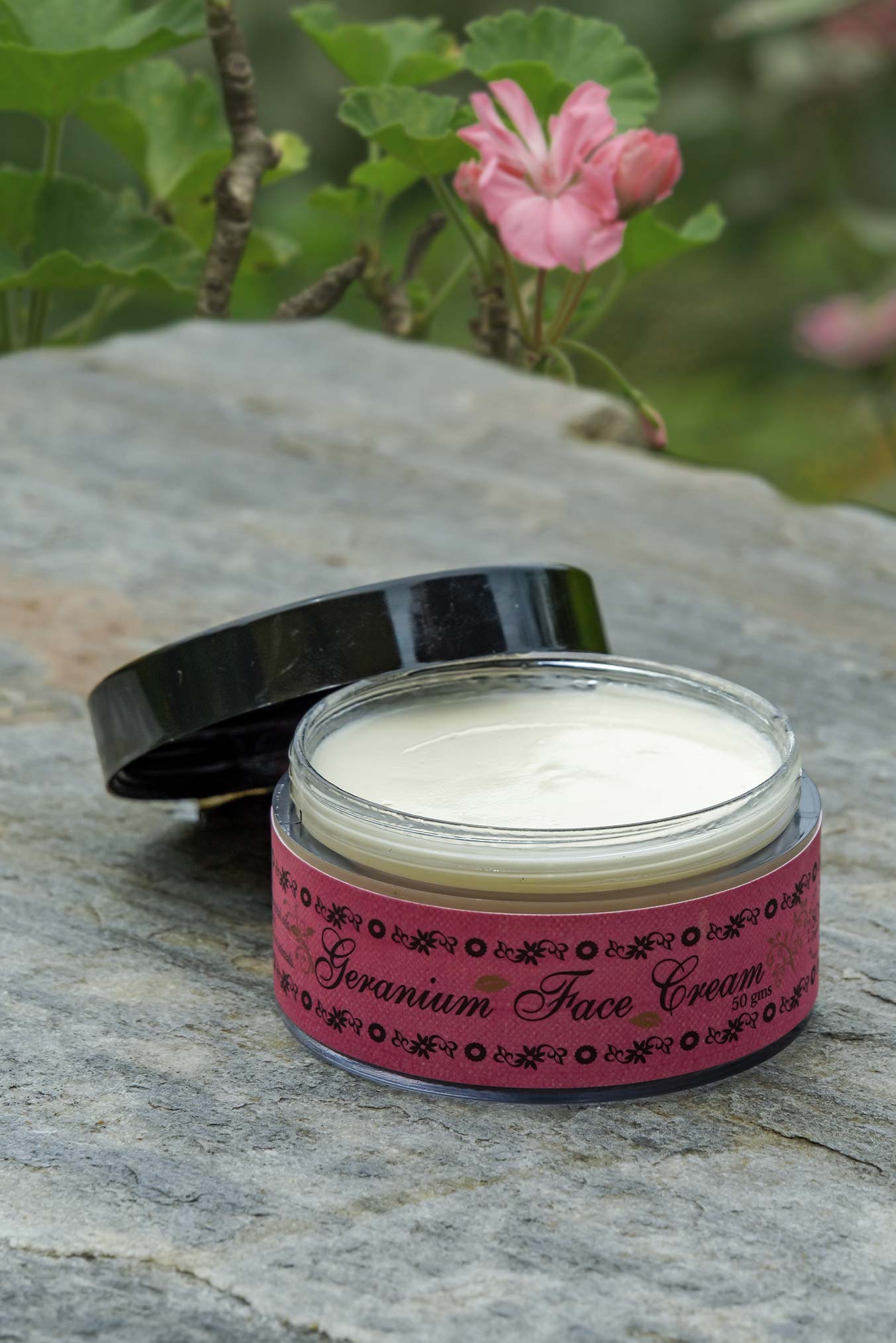 Geranium face cream